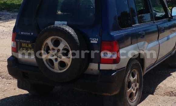 Comprar Usado Mitsubishi Pajero iO Azul Carro em Maputo em Maputo Comprar Usado Mitsubishi Pajero iO Azul Carro em Maputo em Maputo