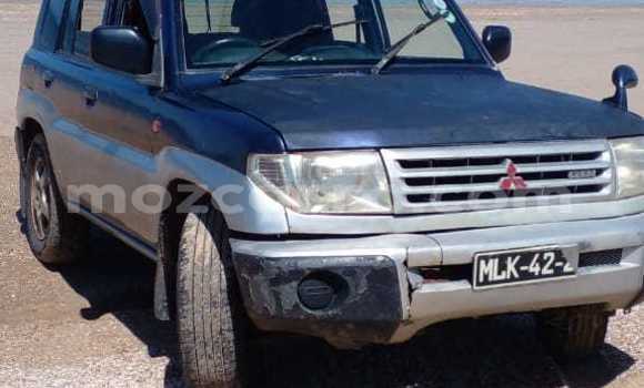 Comprar Usado Mitsubishi Pajero iO Azul Carro em Maputo em Maputo Comprar Usado Mitsubishi Pajero iO Azul Carro em Maputo em Maputo