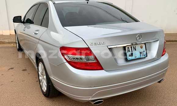 Comprar Usado Mercedes-Benz C-Classe Prata Carro em Maputo em Maputo Comprar Usado Mercedes-Benz C-Classe Prata Carro em Maputo em Maputo
