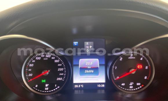 Comprar Usado Mercedes-Benz GLC 250D Branco Carro em Maputo em Maputo Comprar Usado Mercedes-Benz GLC 250D Branco Carro em Maputo em Maputo
