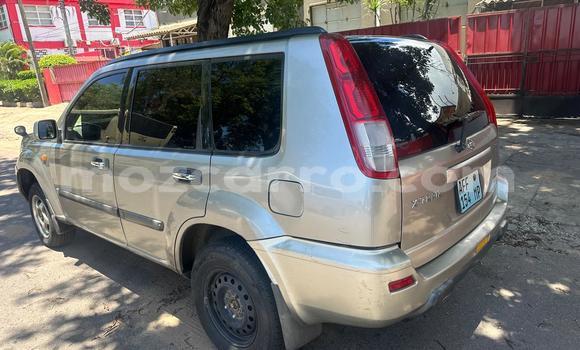 Tenga Tsaru Nissan X-Trail Zvimwe Mota in Maputo in Maputo Tenga Tsaru Nissan X-Trail Zvimwe Mota in Maputo in Maputo