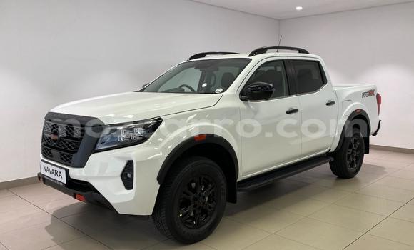 Tenga Tsaru Nissan Navara Zvimwe Mota in Maputo in Maputo