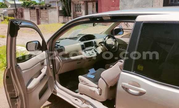 Comprar Usado Toyota Raum De outros Carro em Maputo em Maputo Comprar Usado Toyota Raum De outros Carro em Maputo em Maputo