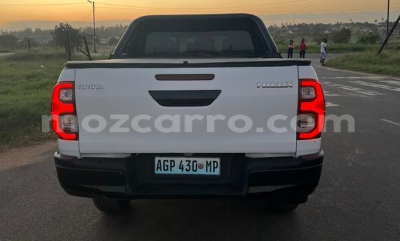 Tenga Tsaru Toyota Hiluxe Revo Chena Mota in Maputo in Maputo Tenga Tsaru Toyota Hiluxe Revo Chena Mota in Maputo in Maputo