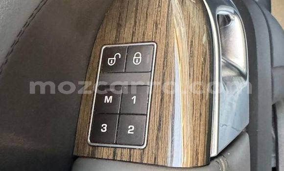 Tenga Tsaru Range Rover Range Rover Zvimwe Mota in Maputo in Maputo Tenga Tsaru Range Rover Range Rover Zvimwe Mota in Maputo in Maputo