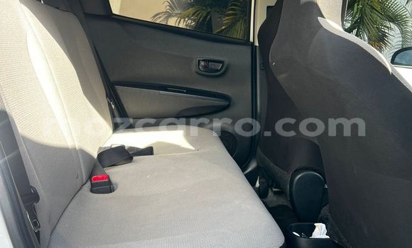 Tenga Tsaru Toyota Vitz Chena Mota in Maputo in Maputo Tenga Tsaru Toyota Vitz Chena Mota in Maputo in Maputo