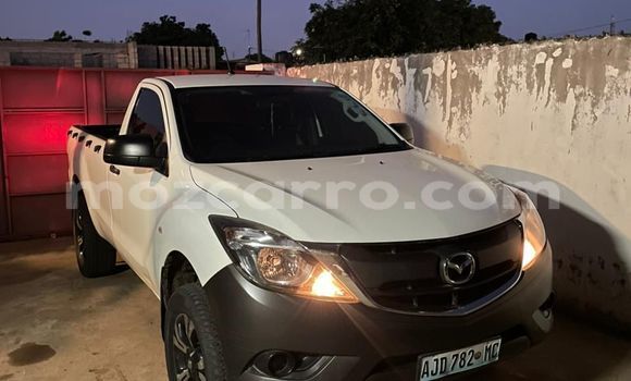 Tenga Tsaru Mazda BT-50 Chena Mota in Maputo in Maputo Tenga Tsaru Mazda BT-50 Chena Mota in Maputo in Maputo