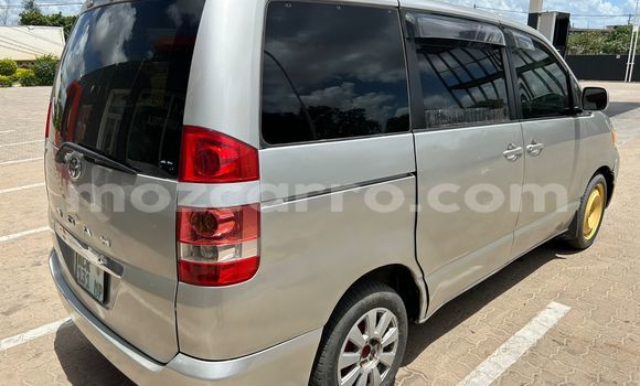 Nunua Ilio tumika Toyota Noah Beige Gari ndani ya Maputo nchini Maputo Nunua Ilio tumika Toyota Noah Beige Gari ndani ya Maputo nchini Maputo