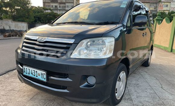 Comprar Usado Toyota Noah Preto Carro em Maputo em Maputo Comprar Usado Toyota Noah Preto Carro em Maputo em Maputo