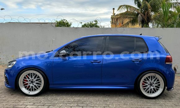 Buy Used Volkswagen Golf R Blue Car in Maputo in Maputo Buy Used Volkswagen Golf R Blue Car in Maputo in Maputo