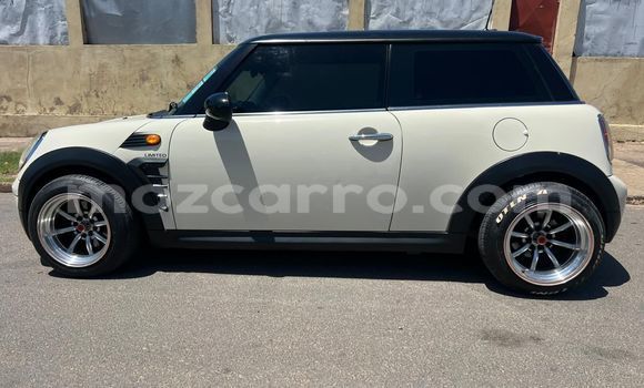 Tenga Tsaru Mini Cooper S clubman Chena Mota in Maputo in Maputo Tenga Tsaru Mini Cooper S clubman Chena Mota in Maputo in Maputo