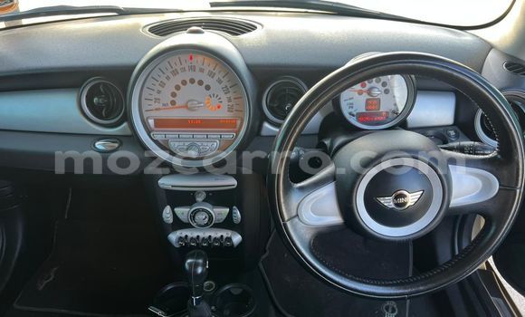 Tenga Tsaru Mini Cooper S clubman Chena Mota in Maputo in Maputo Tenga Tsaru Mini Cooper S clubman Chena Mota in Maputo in Maputo