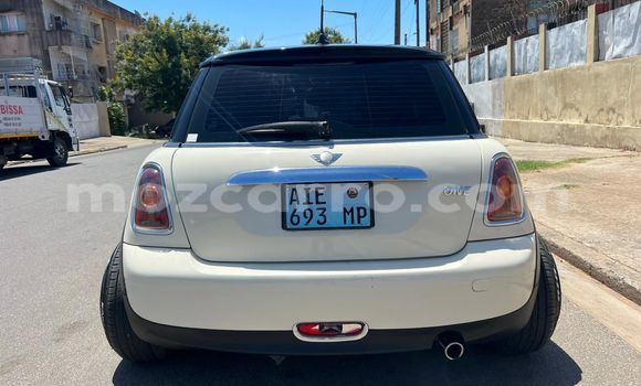 Tenga Tsaru Mini Cooper S clubman Chena Mota in Maputo in Maputo Tenga Tsaru Mini Cooper S clubman Chena Mota in Maputo in Maputo