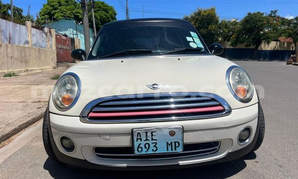 Tenga Tsaru Mini Cooper S clubman Chena Mota in Maputo in Maputo Tenga Tsaru Mini Cooper S clubman Chena Mota in Maputo in Maputo