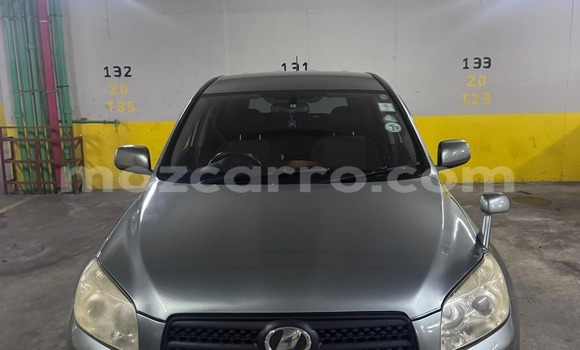 Comprar Usado Toyota RAV4 Prata Carro em Maputo em Maputo