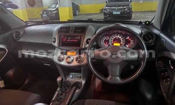 Buy Used Toyota RAV4 Silver Car in Maputo in Maputo Buy Used Toyota RAV4 Silver Car in Maputo in Maputo