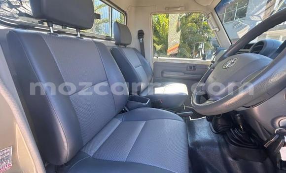 Comprar Usado Toyota Land Cruiser De outros Carro em Maputo em Maputo Comprar Usado Toyota Land Cruiser De outros Carro em Maputo em Maputo