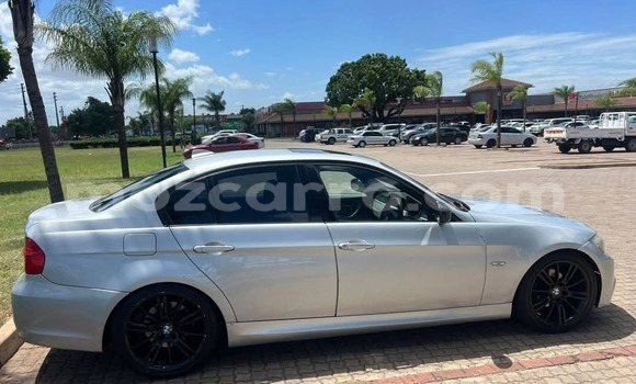 Tenga Tsaru BMW 3-Series Zvimwe Mota in Maputo in Maputo Tenga Tsaru BMW 3-Series Zvimwe Mota in Maputo in Maputo