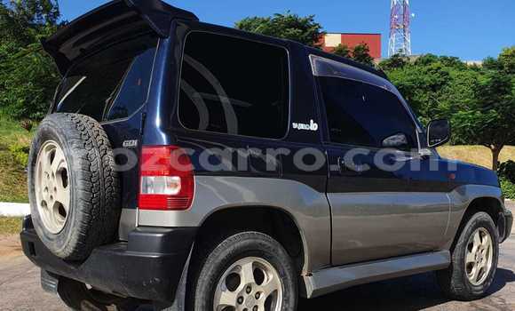 Nunua Ilio tumika Mitsubishi Pajero iO Bluu Gari ndani ya Maputo nchini Maputo