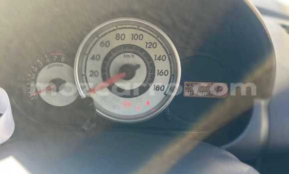 Comprar Usado Mazda Demio Azul Carro em Maputo em Maputo Comprar Usado Mazda Demio Azul Carro em Maputo em Maputo