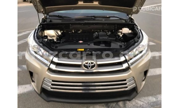 Comprar Importar Toyota Highlander De outros Carro em Import - Dubai em Cabo Delgado Comprar Importar Toyota Highlander De outros Carro em Import - Dubai em Cabo Delgado