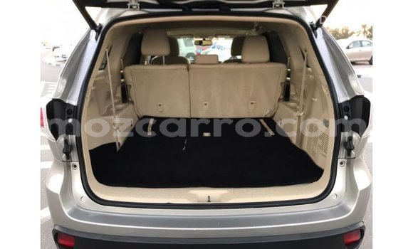 Comprar Importar Toyota Highlander De outros Carro em Import - Dubai em Cabo Delgado Comprar Importar Toyota Highlander De outros Carro em Import - Dubai em Cabo Delgado