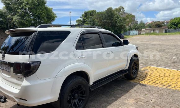 Comprar Usado Toyota Fortuner Branco Carro em Maputo em Maputo Comprar Usado Toyota Fortuner Branco Carro em Maputo em Maputo