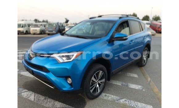 Comprar Importar Toyota Ade Azul Caminhão em Import - Dubai em Cabo Delgado Comprar Importar Toyota Ade Azul Caminhão em Import - Dubai em Cabo Delgado