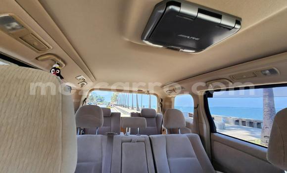 Tenga Tsaru Toyota Vellfire Zvimwe Mota in Maputo in Maputo Tenga Tsaru Toyota Vellfire Zvimwe Mota in Maputo in Maputo