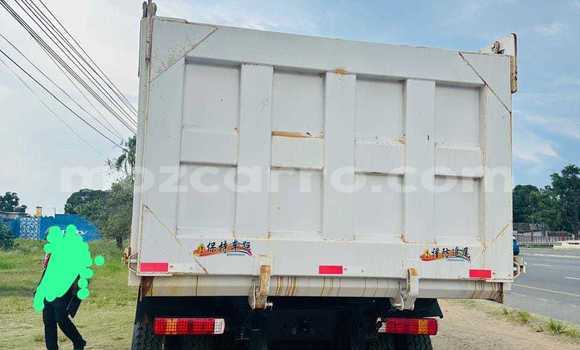 Comprar Novo Toyota Dyna Branco Caminhão em Maputo em Maputo Comprar Novo Toyota Dyna Branco Caminhão em Maputo em Maputo