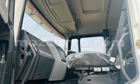 Comprar Novo Toyota Dyna Branco Caminhão em Maputo em Maputo Comprar Novo Toyota Dyna Branco Caminhão em Maputo em Maputo