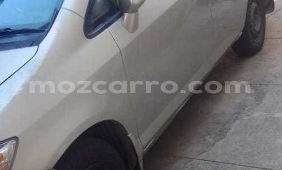 Nunua Ilio tumika Honda Fit Aria Fedha Gari ndani ya Maputo nchini Maputo Nunua Ilio tumika Honda Fit Aria Fedha Gari ndani ya Maputo nchini Maputo