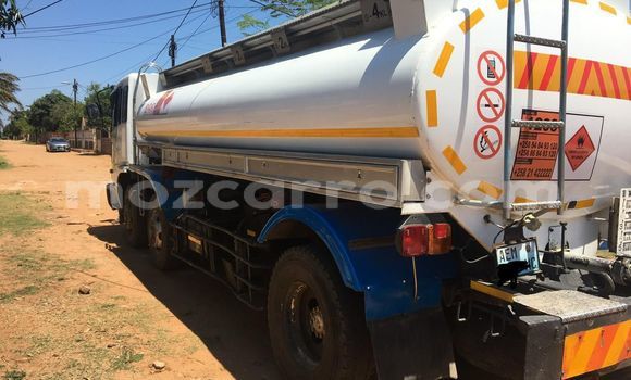 Comprar Usado Toyota 4Runner Branco Carro em Maputo em Maputo Comprar Usado Toyota 4Runner Branco Carro em Maputo em Maputo