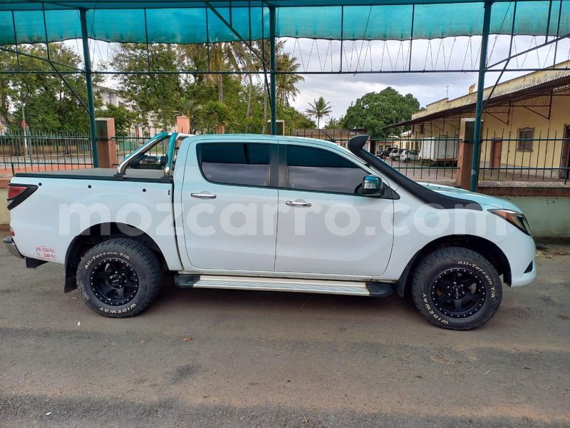 Big with watermark mazda bt 50 maputo maputo 35450