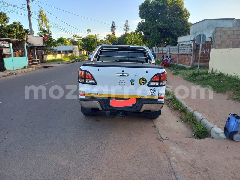 Big with watermark mazda bt 50 maputo maputo 35450