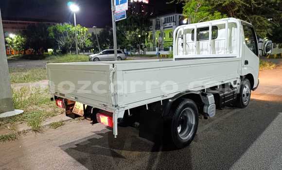 Buy Used Toyota Dyna Beige Car in Maputo in Maputo Buy Used Toyota Dyna Beige Car in Maputo in Maputo