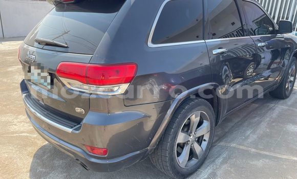 Comprar Usado Jeep Cherokee De outros Carro em Maputo em Maputo Comprar Usado Jeep Cherokee De outros Carro em Maputo em Maputo