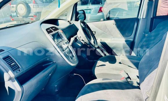 Comprar Usado Toyota Ractis Prata Carro em Maputo em Maputo Comprar Usado Toyota Ractis Prata Carro em Maputo em Maputo