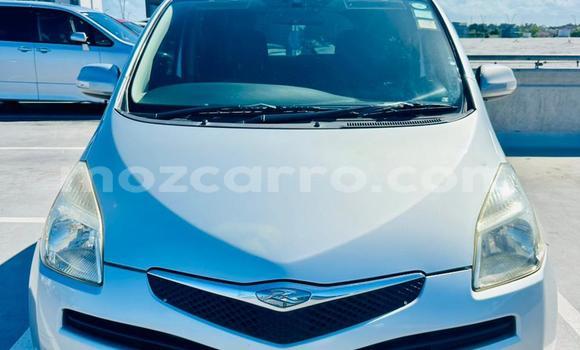 Comprar Usado Toyota Ractis Prata Carro em Maputo em Maputo Comprar Usado Toyota Ractis Prata Carro em Maputo em Maputo