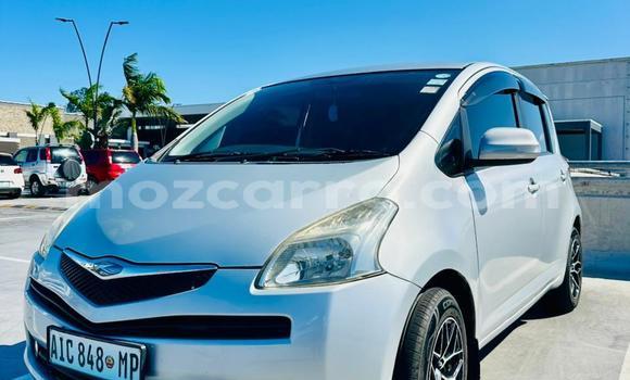 Comprar Usado Toyota Ractis Prata Carro em Maputo em Maputo Comprar Usado Toyota Ractis Prata Carro em Maputo em Maputo