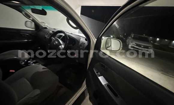 Buy Used Toyota Hilux White Car in Maputo in Maputo Buy Used Toyota Hilux White Car in Maputo in Maputo