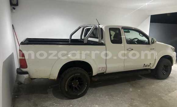 Buy Used Toyota Hilux White Car in Maputo in Maputo Buy Used Toyota Hilux White Car in Maputo in Maputo