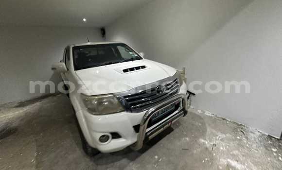 Buy Used Toyota Hilux White Car in Maputo in Maputo Buy Used Toyota Hilux White Car in Maputo in Maputo