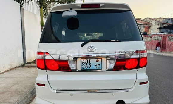 Tenga Tsaru Toyota Alphard Chena Mota in Maputo in Maputo Tenga Tsaru Toyota Alphard Chena Mota in Maputo in Maputo