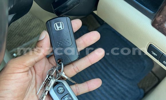 Tenga Tsaru Honda CR-V Zvimwe Mota in Maputo in Maputo Tenga Tsaru Honda CR-V Zvimwe Mota in Maputo in Maputo