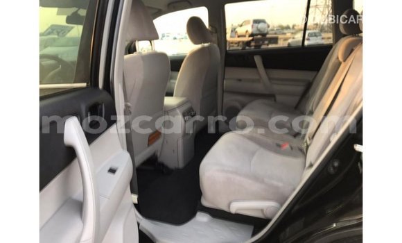 Tenga Imported Toyota Highlander Nhema Mota in Import - Dubai in Cabo Delgado Tenga Imported Toyota Highlander Nhema Mota in Import - Dubai in Cabo Delgado