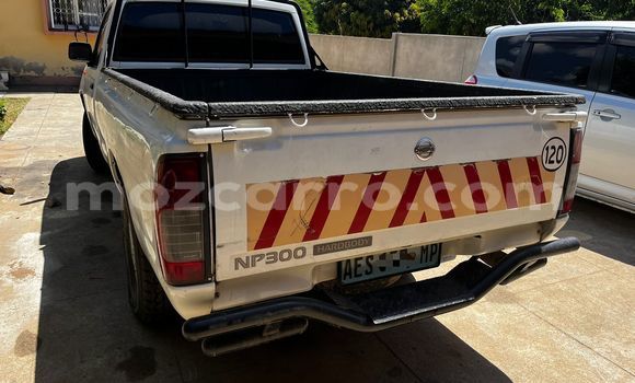 Tenga Tsaru Nissan Hardbody Chena Mota in Maputo in Maputo Tenga Tsaru Nissan Hardbody Chena Mota in Maputo in Maputo