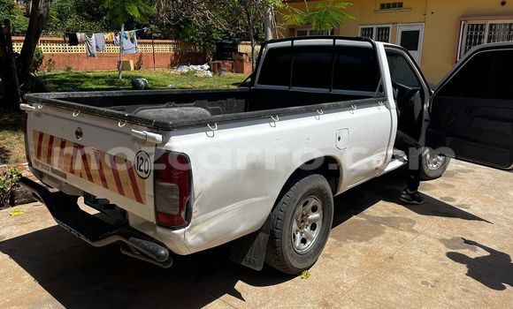 Tenga Tsaru Nissan Hardbody Chena Mota in Maputo in Maputo Tenga Tsaru Nissan Hardbody Chena Mota in Maputo in Maputo