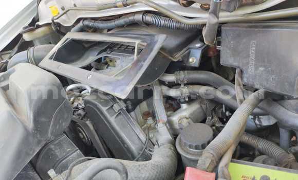 Nunua Ilio tumika Toyota Hiace Fedha Gari ndani ya Maputo nchini Maputo Nunua Ilio tumika Toyota Hiace Fedha Gari ndani ya Maputo nchini Maputo