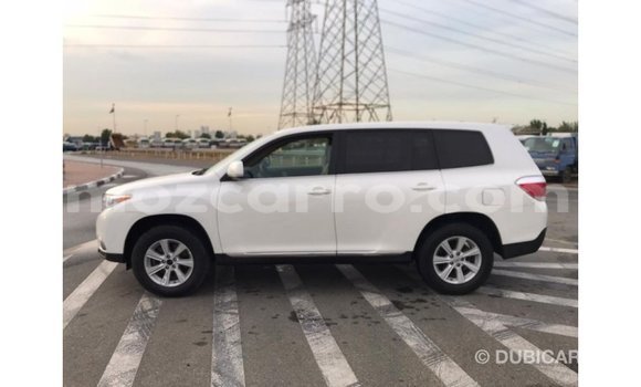 Comprar Importar Toyota Highlander Branco Carro em Import - Dubai em Cabo Delgado Comprar Importar Toyota Highlander Branco Carro em Import - Dubai em Cabo Delgado